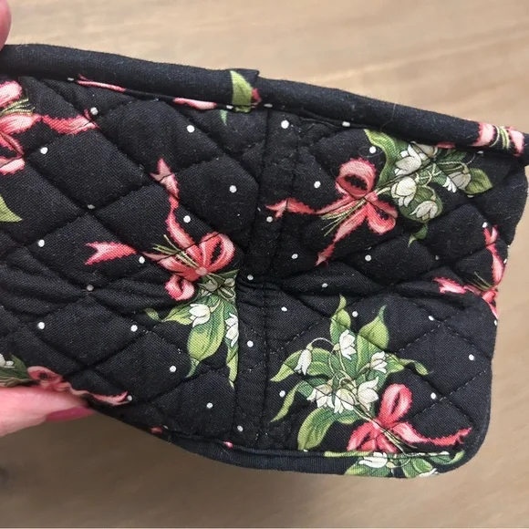 Vera Bradley New Hope Lunch Bag - Picture 3 of 8